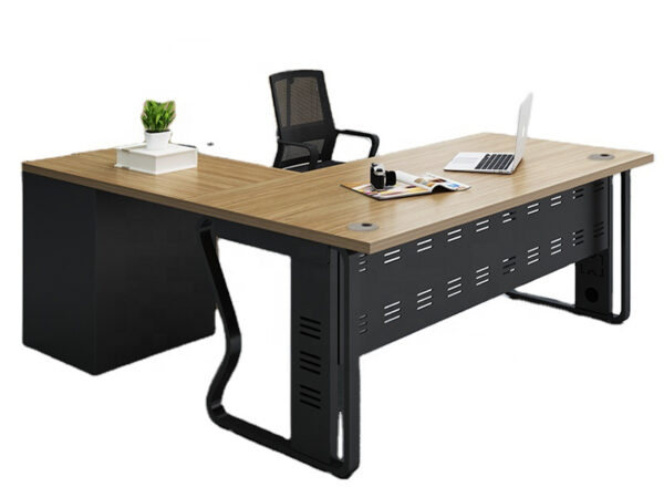 red oak color office desk in L shape for manager