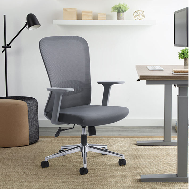 Executive revolving office chair