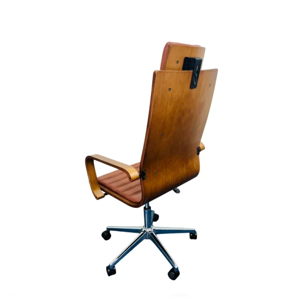 ergonomic boss chair back view